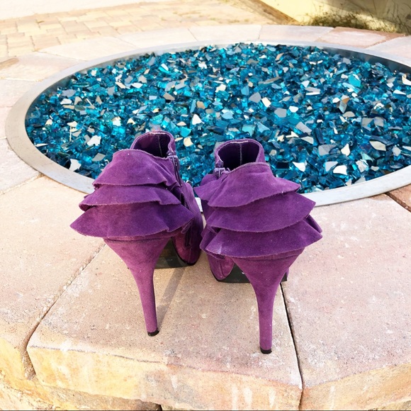 Qupid ruffle peep toe bootie - Picture 4 of 8